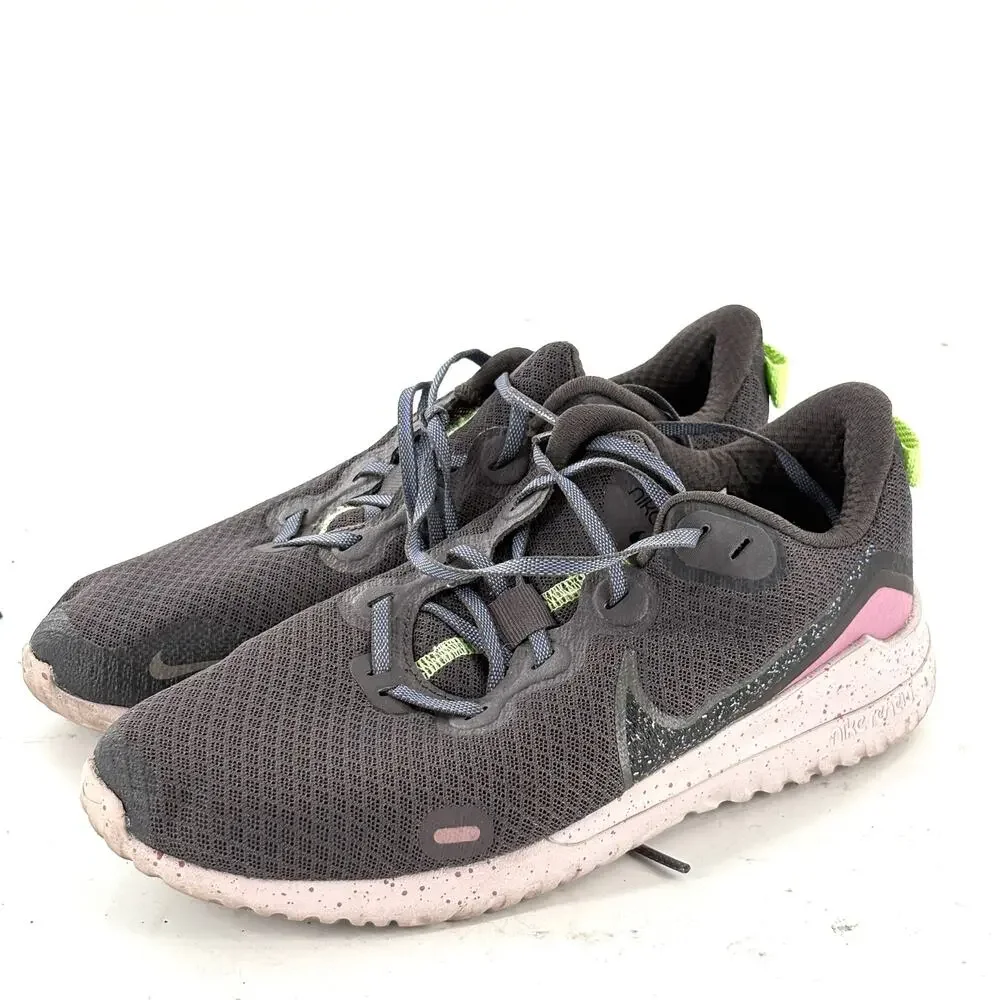 Nike Womens Renew Sneakers 7.5 Running Shoes Gray Travel Comfort Lightweight